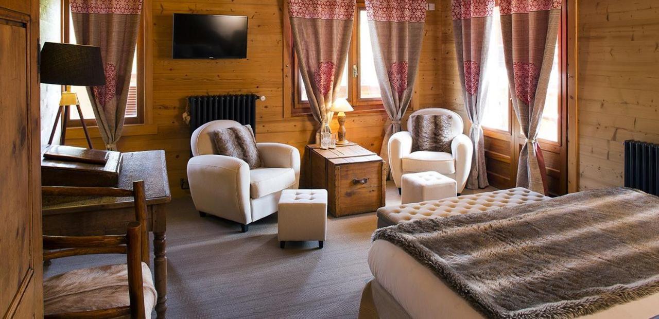 Chalet-Hotel Les Cimes ル・グラン・ボルナン エクステリア 写真