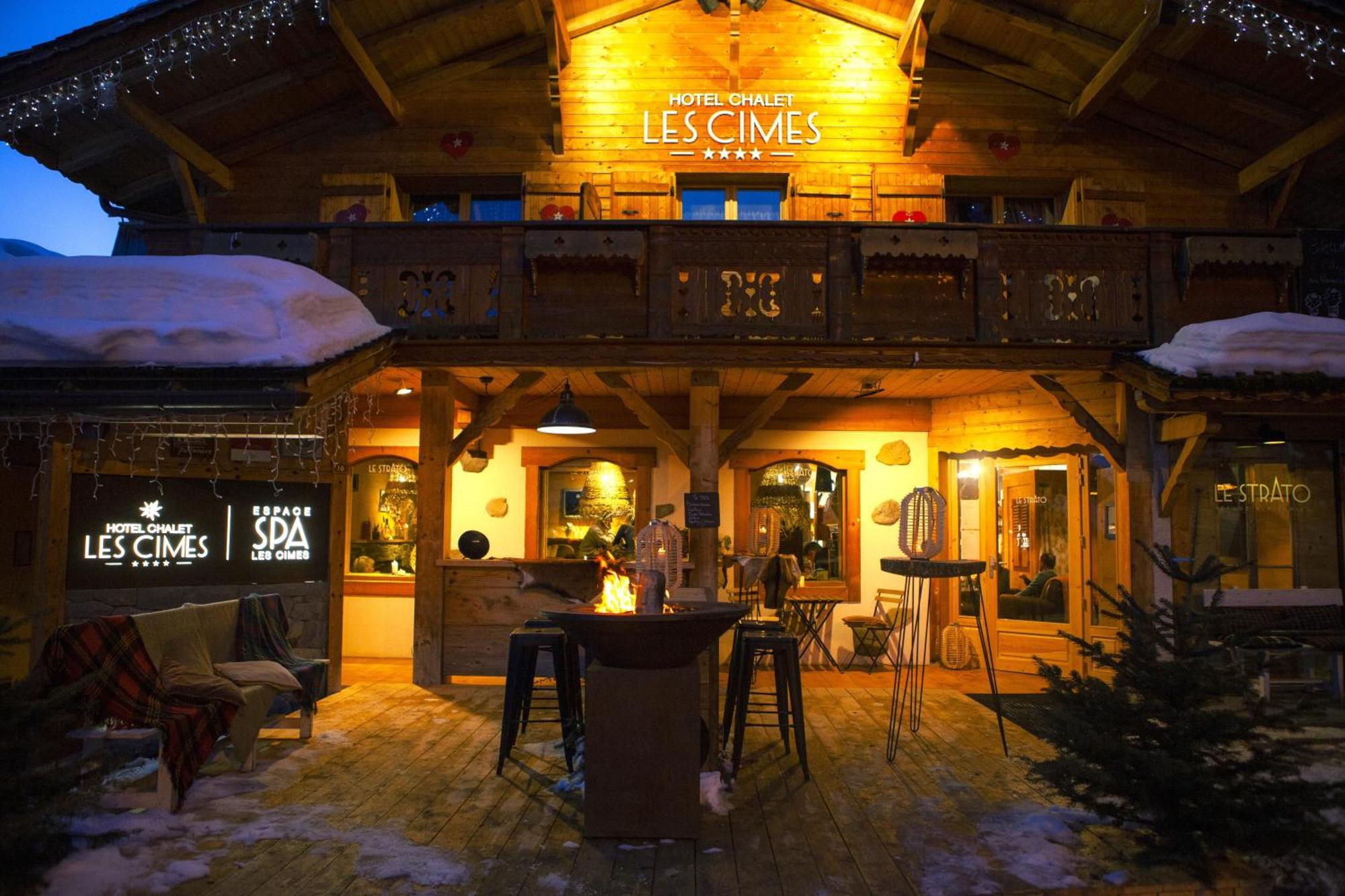 Chalet-Hotel Les Cimes ル・グラン・ボルナン エクステリア 写真