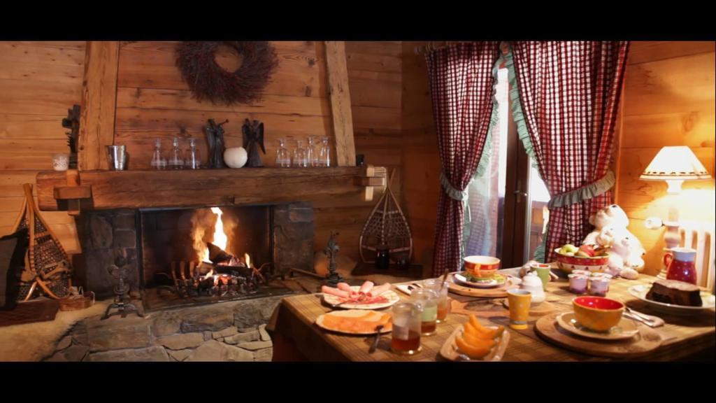 Chalet-Hotel Les Cimes ル・グラン・ボルナン エクステリア 写真