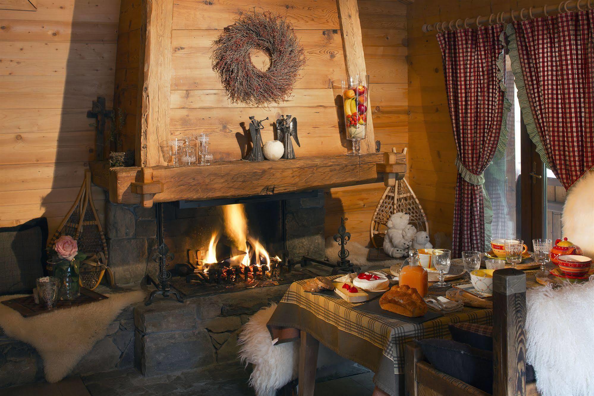 Chalet-Hotel Les Cimes ル・グラン・ボルナン エクステリア 写真